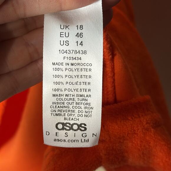 ASOS DESIGN Curve towelling mini polo dress in ruby orange. Terry cloth dress - Picture 6 of 7